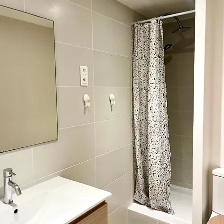 Les Falaises * アグド