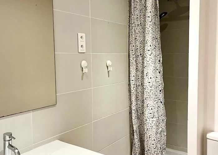 Les Falaises * アグド